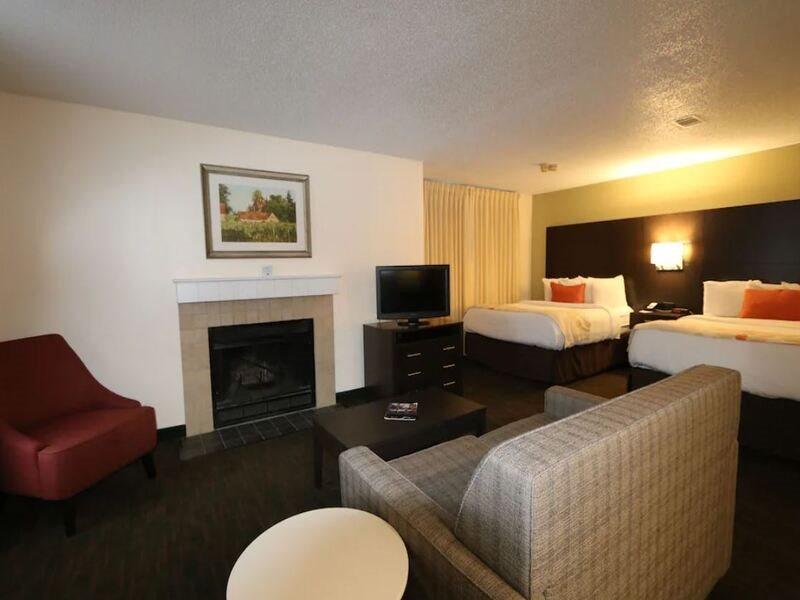 Fairbridge Inn & Suites - Akron Copley Township - West Exteriér fotografie