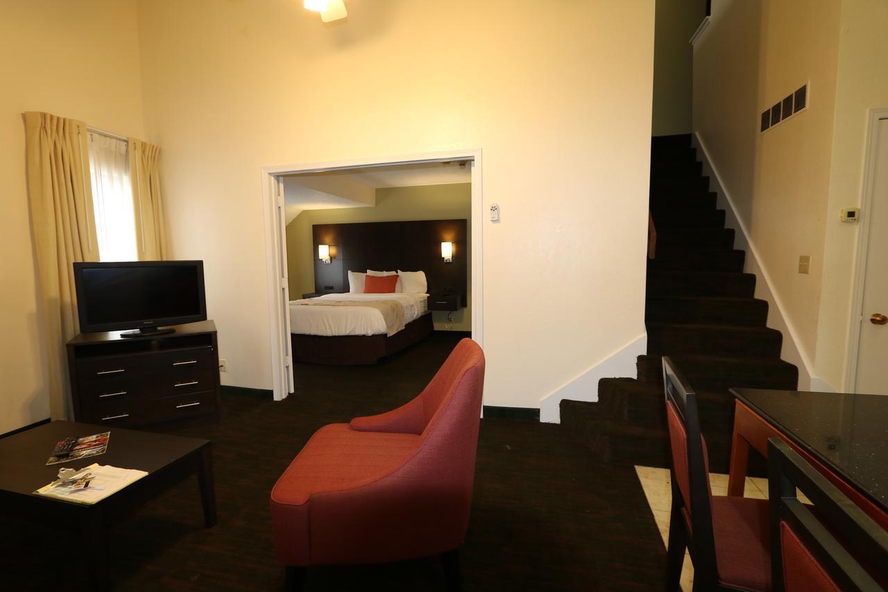 Fairbridge Inn & Suites - Akron Copley Township - West Exteriér fotografie