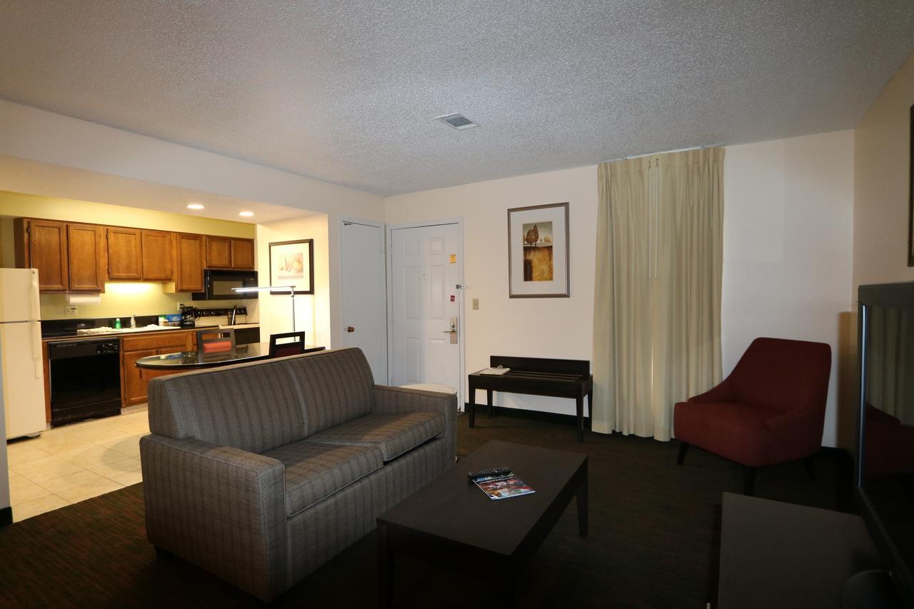 Fairbridge Inn & Suites - Akron Copley Township - West Pokoj fotografie