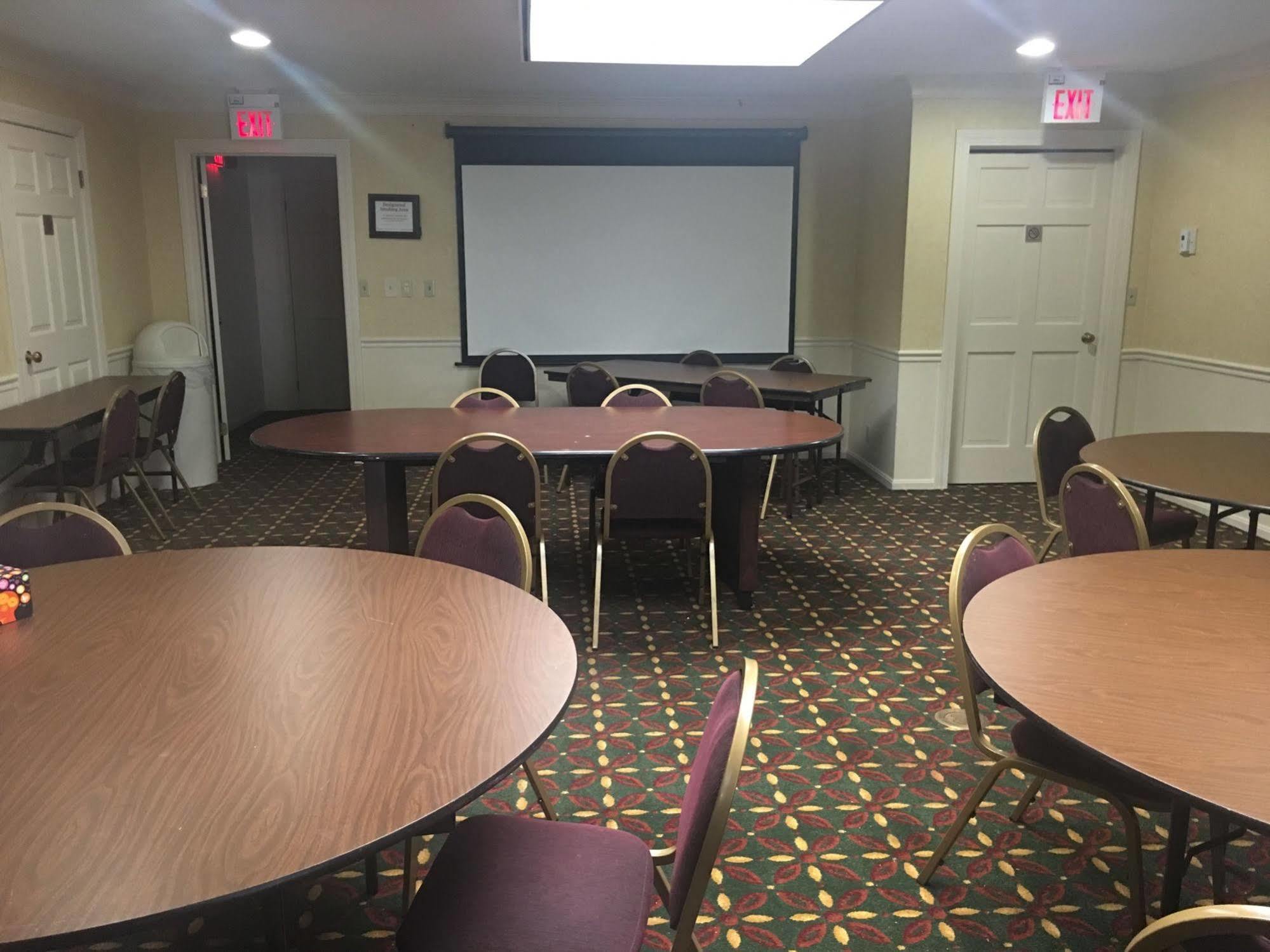 Fairbridge Inn & Suites - Akron Copley Township - West Exteriér fotografie